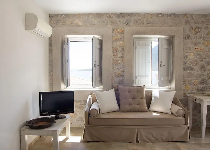 Hotel apartamentowy Cavo Kortia